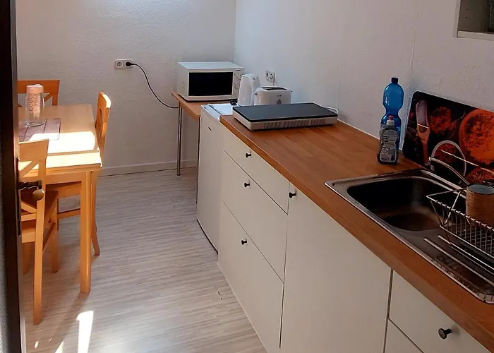 Daire Private With Balcony In Dortmund-brackel Dortmund