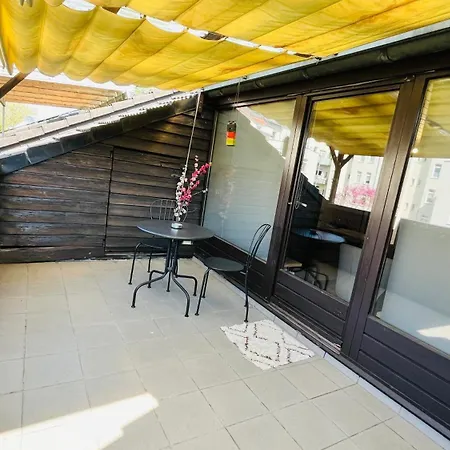 Private With Balcony In Dortmund-brackel 아파트